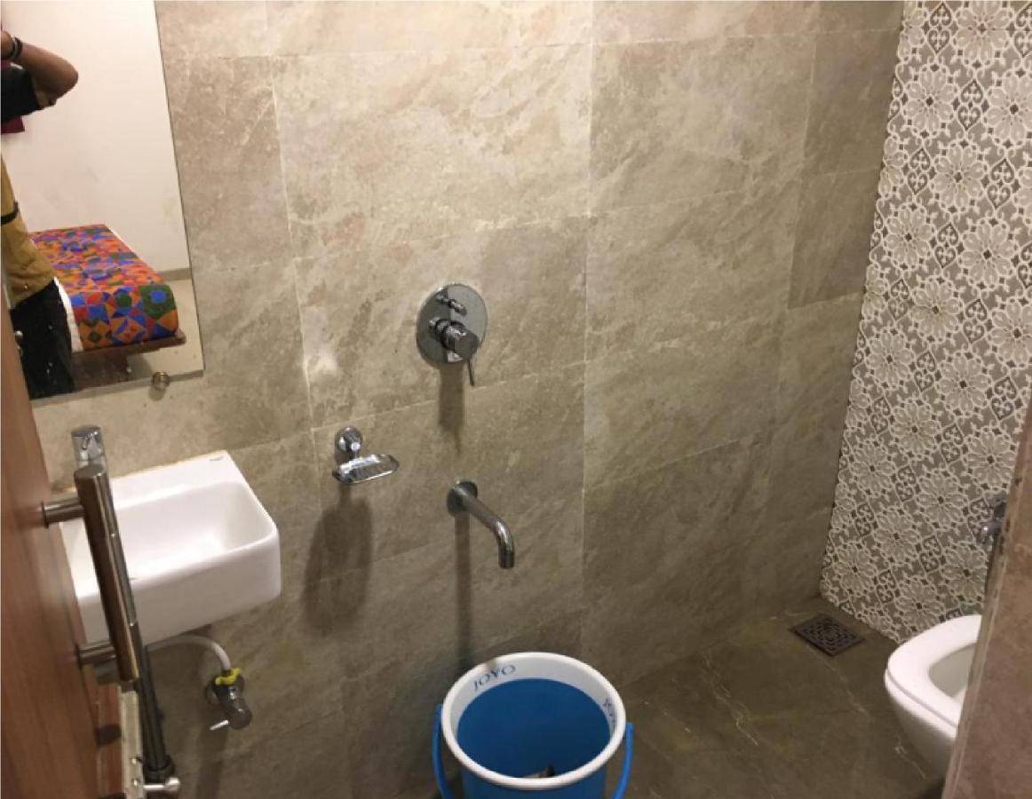 Hotel Sai Pratik By Wb Inn Нави Мумбай Екстериор снимка
